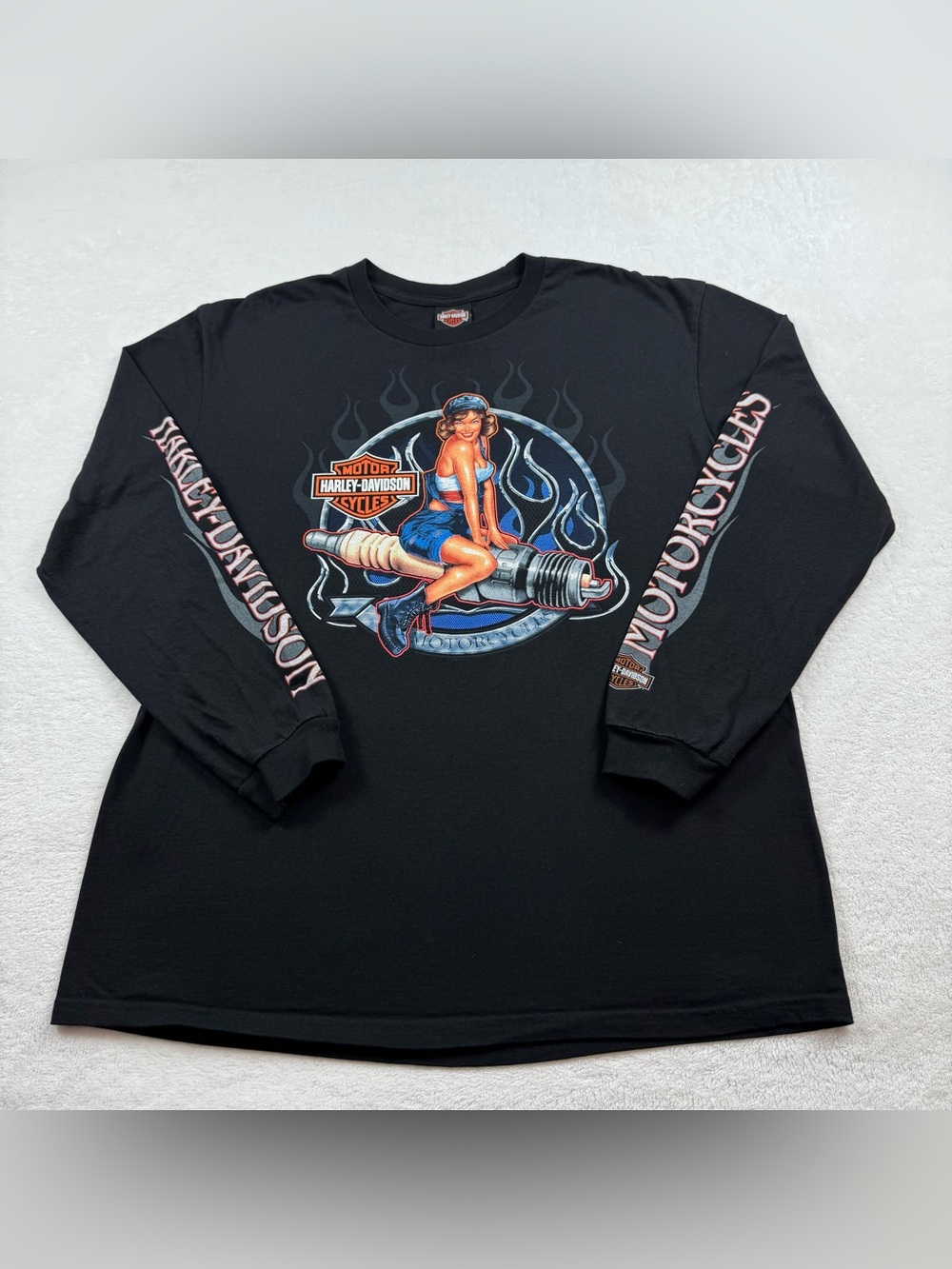 Harley-Davidson pin-up girl spark plug t-shirt men’s size xl black long sleeve